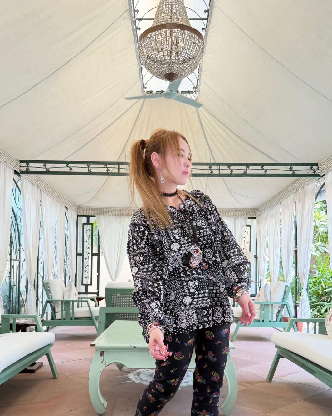 *印度直送 約3-5星期到貨* Macrame 法式款長袖top 黑白色  - K12 (1024live)