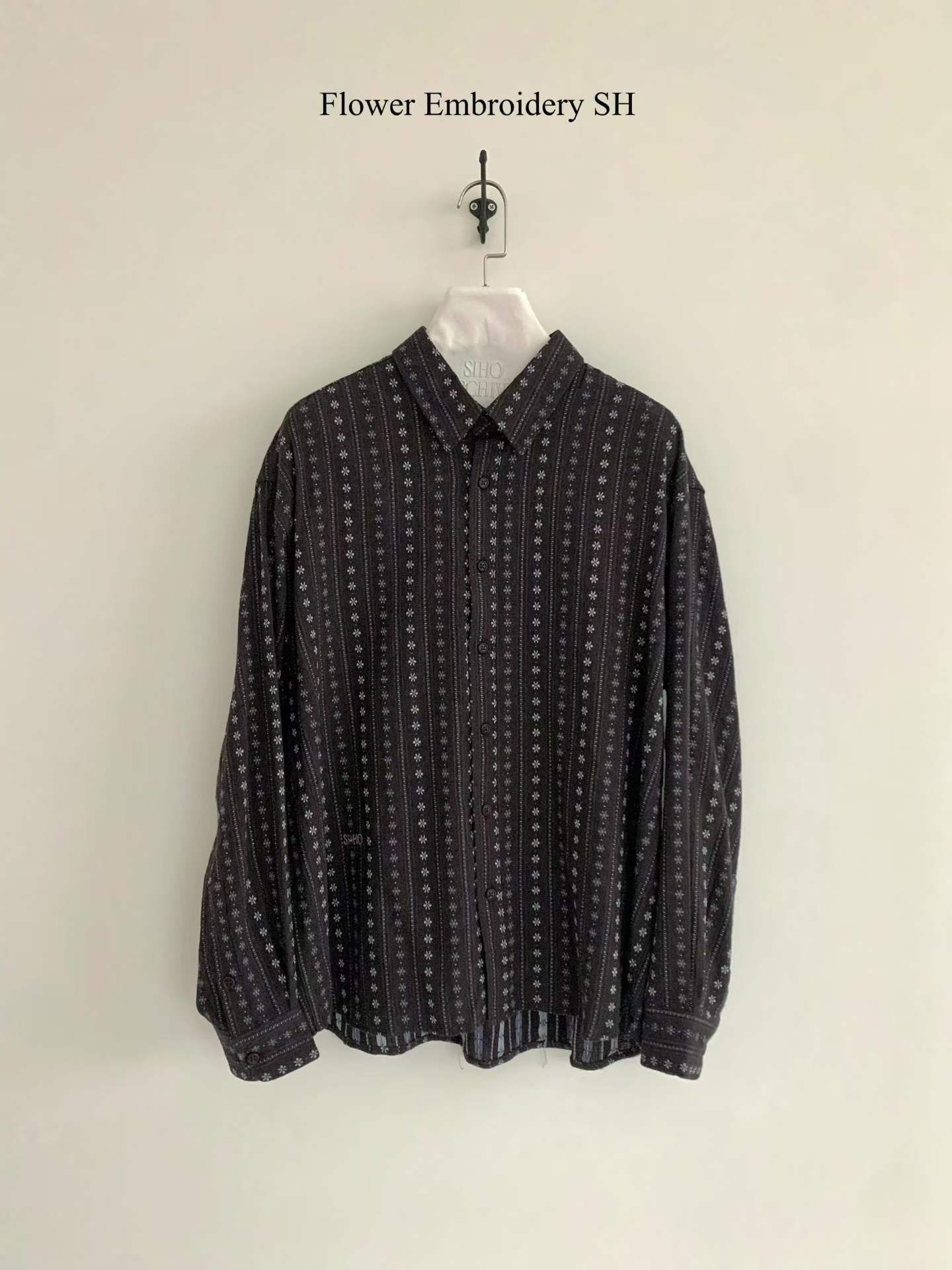 AP5107 復古花花紋理翻領恤衫