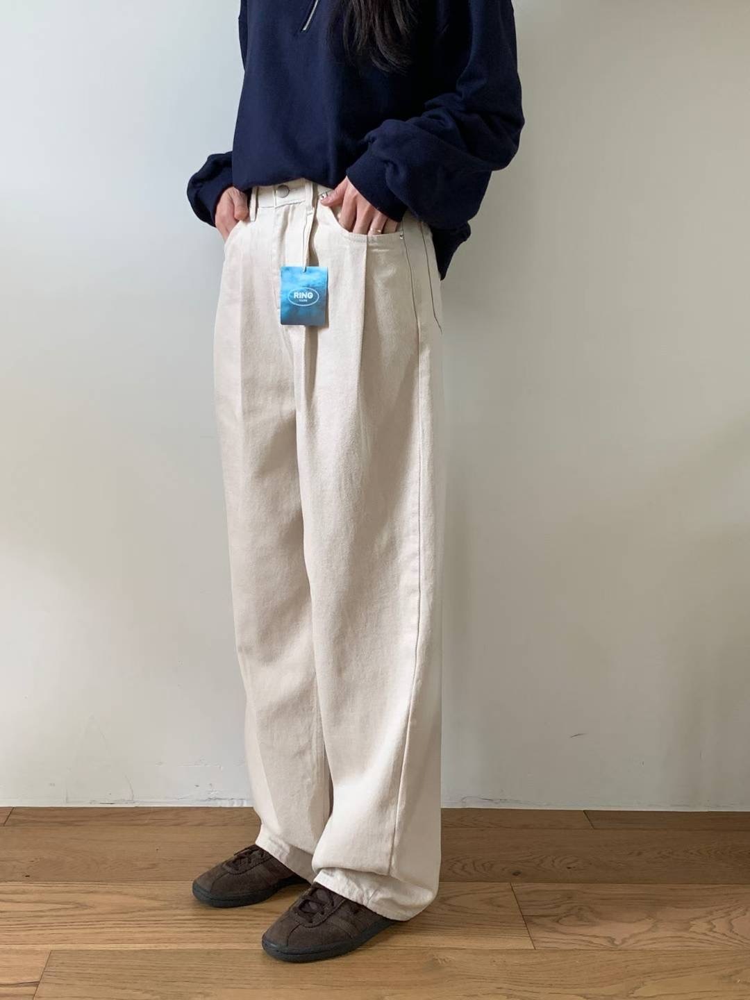 #228N3266 個性調調2.0 打褶闊直筒米白長褲 // Size S