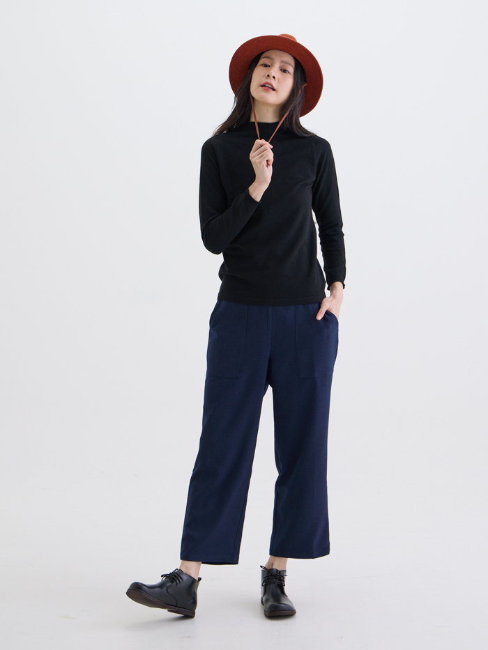 溫捲領針織上衣-石黑