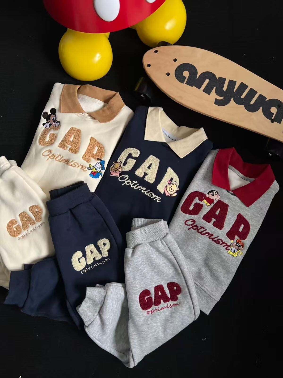 廠單 Gap卡通翻領牛奶絨親子裝