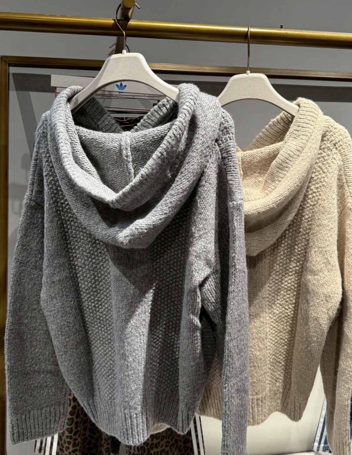 <高級感拉滿..> Adidas originals FW25 針織 連帽毛衣 兩色