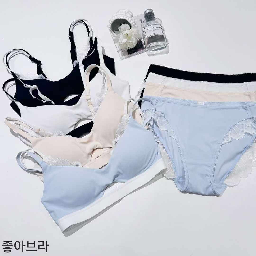 FL5117 假兩件蕾絲邊舒適內衣套裝