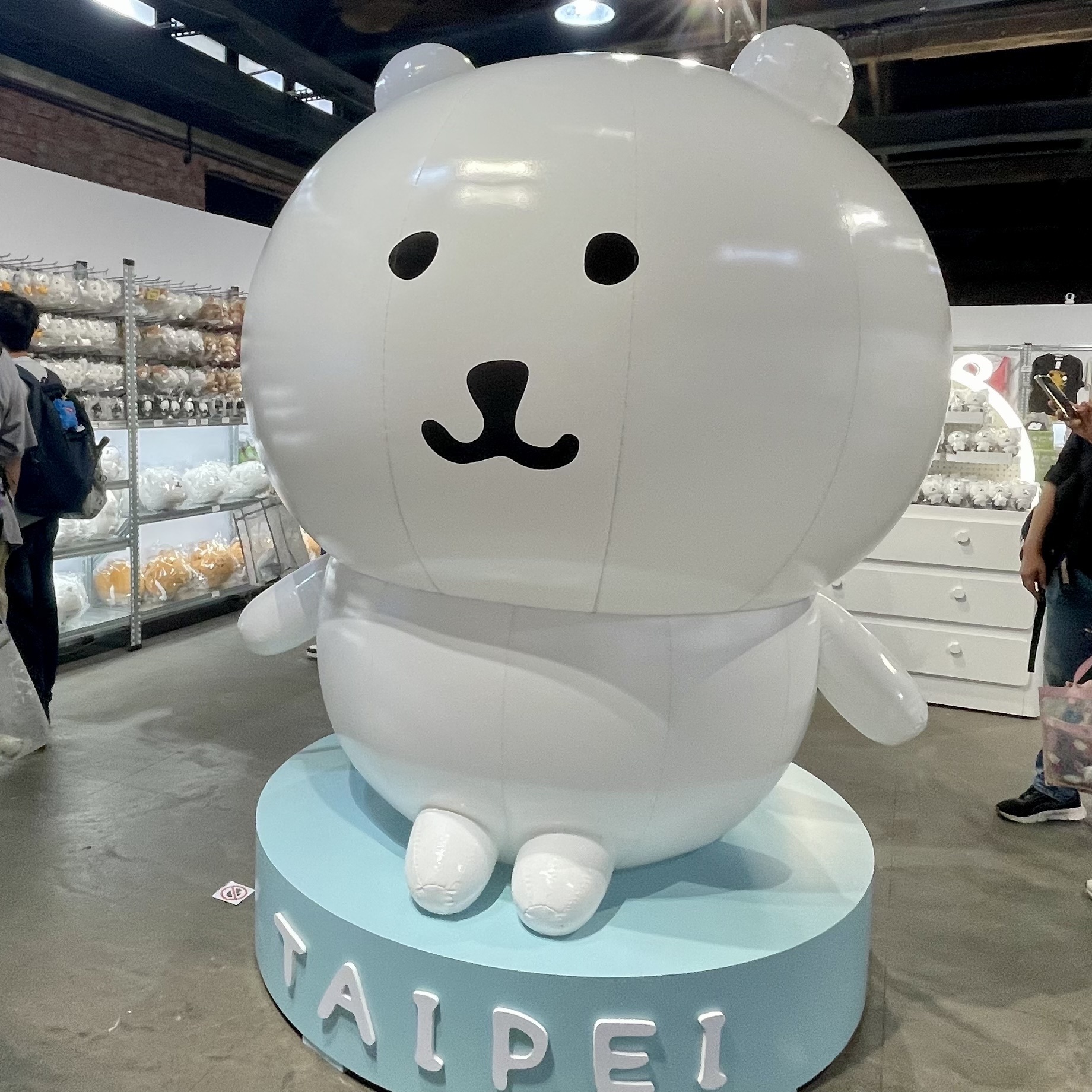 現貨｜白熊 & 黑熊 飲品手提杯套 肌肉白熊 背包白熊 蚊 公仔吊飾 購自台北NAGANO MARKET POP UP