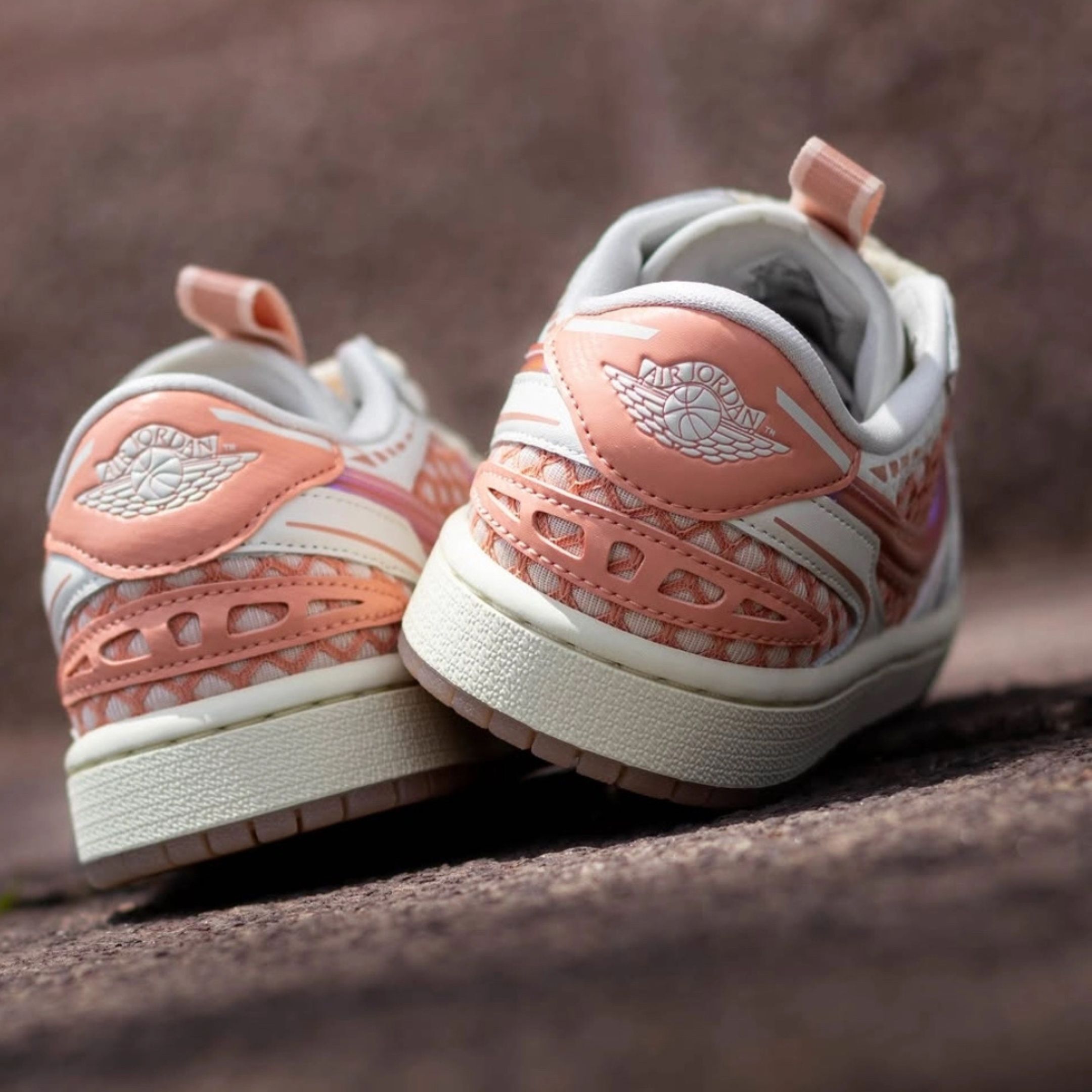 NICEDAY 代購 Air Jordan 1 Low MM V3 銀白粉 美人魚 珍珠 菱格紋 泡泡 未來 休閒鞋 HQ2186-180