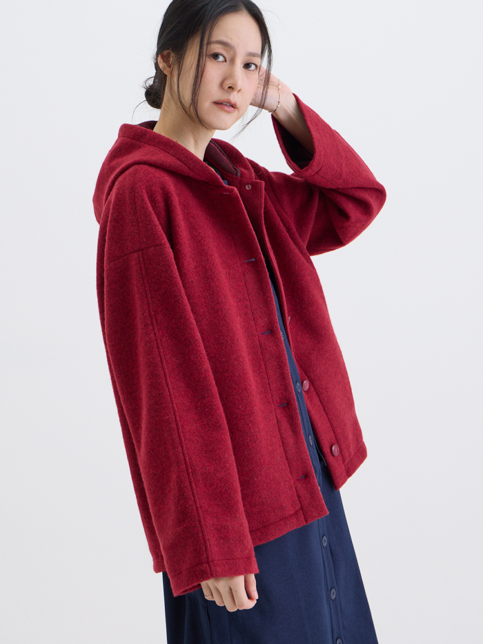 小雪怪連帽澎澎外套-勃跟地紅