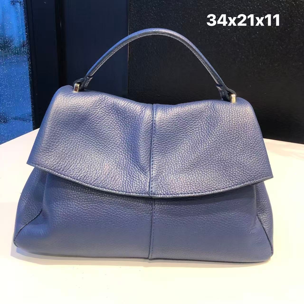 【直播】意大利皮具 LL102720 餃子手提包(藍色)