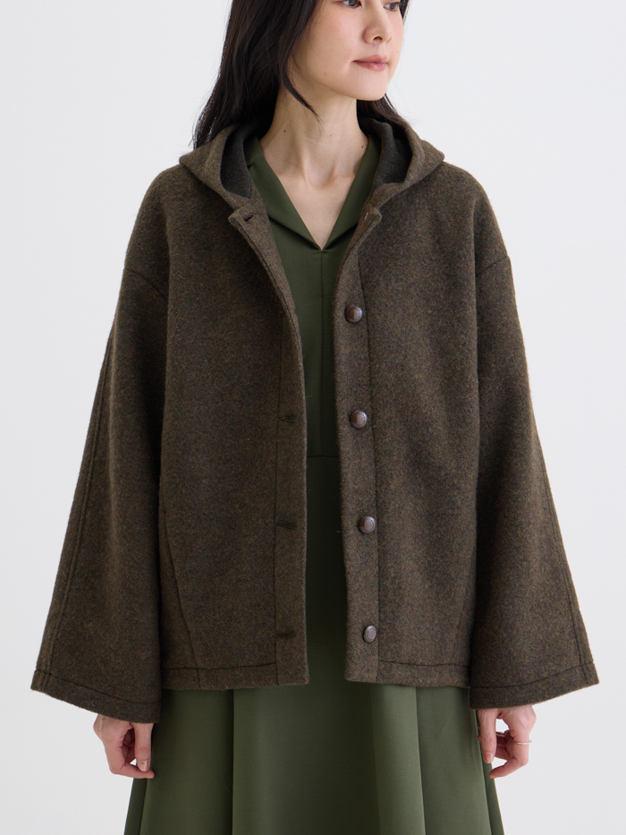 小雪怪連帽澎澎外套-墨綠