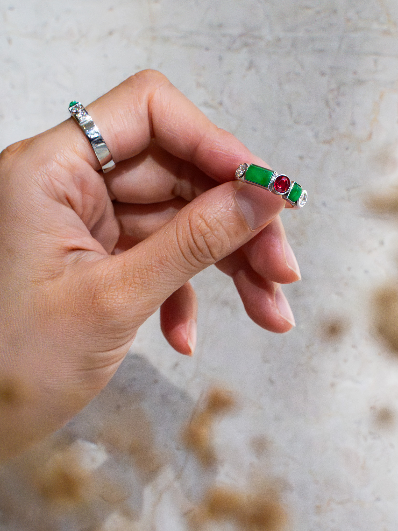 （特惠）紅色尖晶翡翠戒指