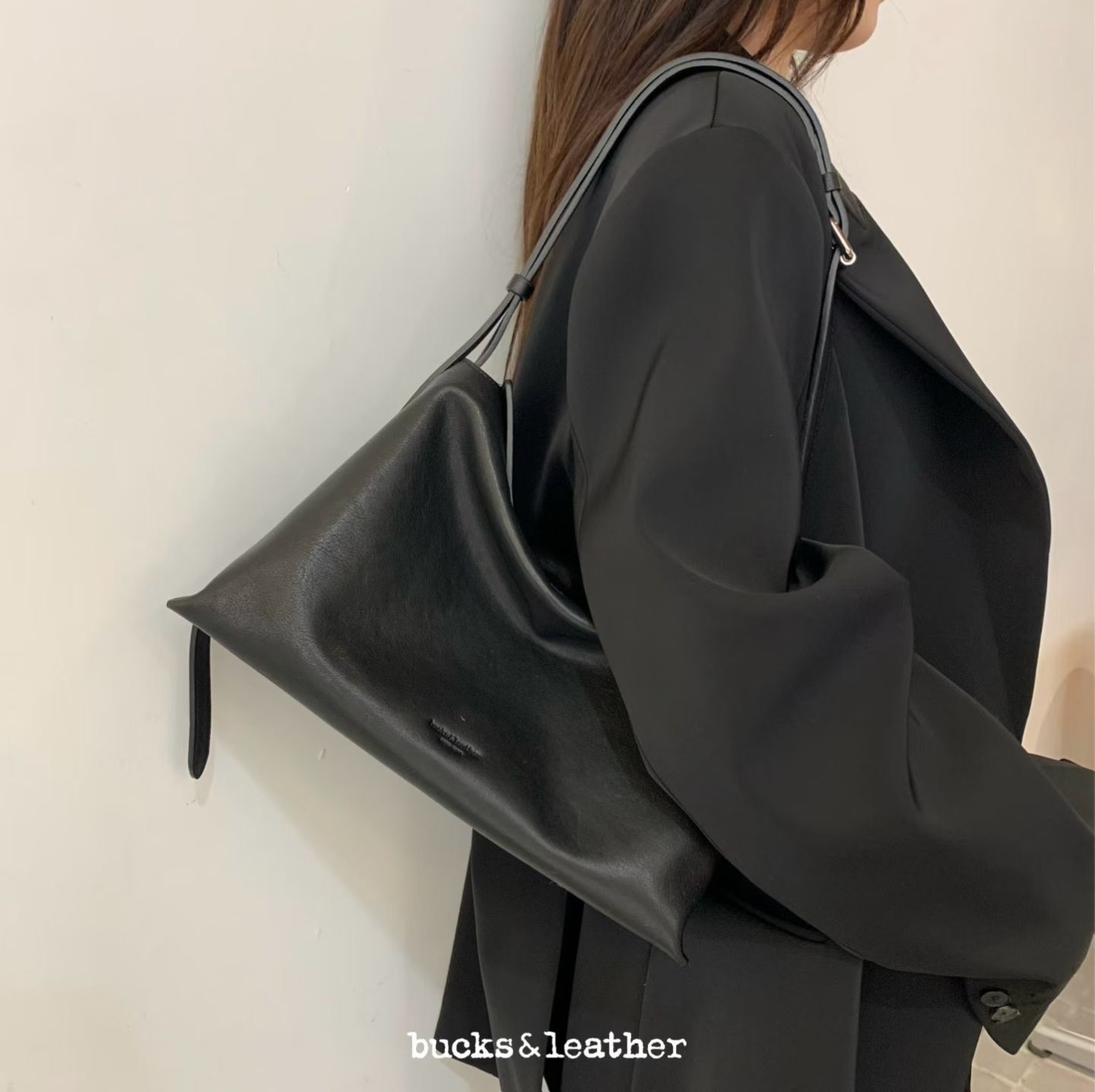 【優惠預訂】韓國BUCKS & LEATHER 磁吸枕頭2用袋 - L SIZE