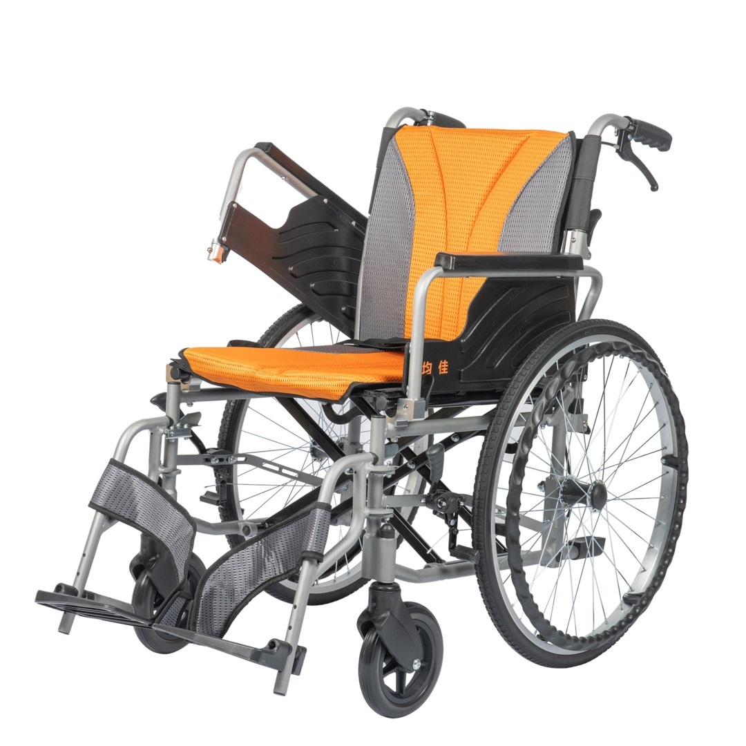 均佳 JW-160 多功能型 鋁合金輪椅(會員獨享價$9975)