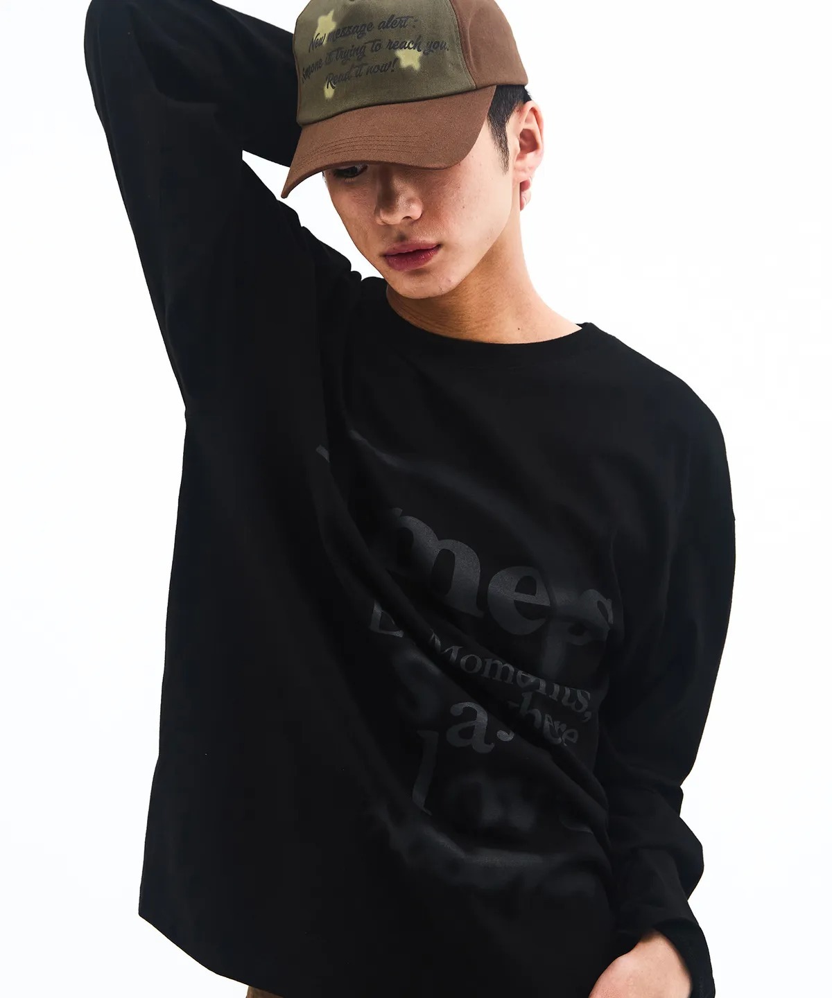 AMES WORLDWIDE BIG TYPO LONGSLEEVE TEE