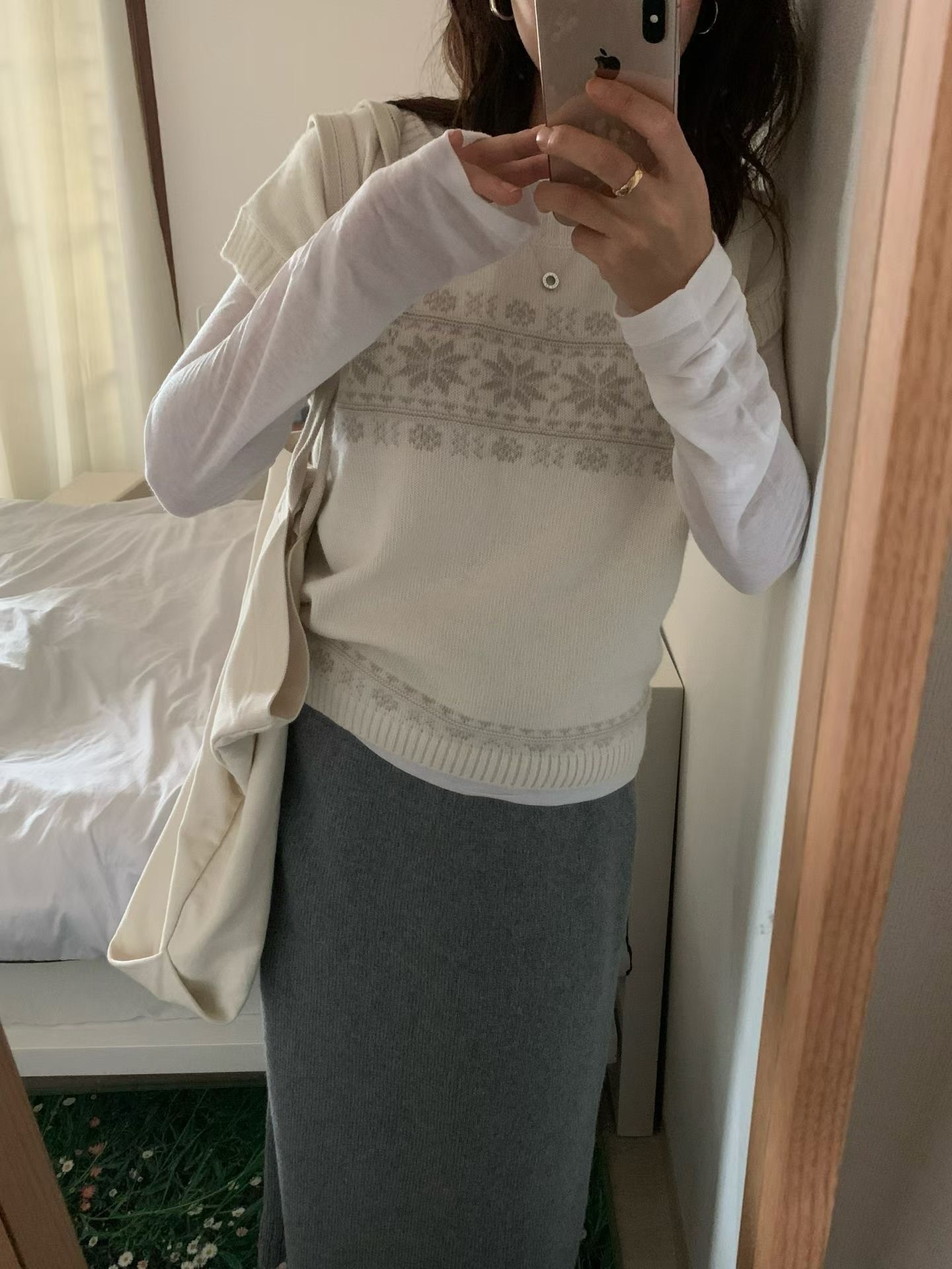 #228N584 冬天要穿的Base萬能長Tee ( Charcoal )