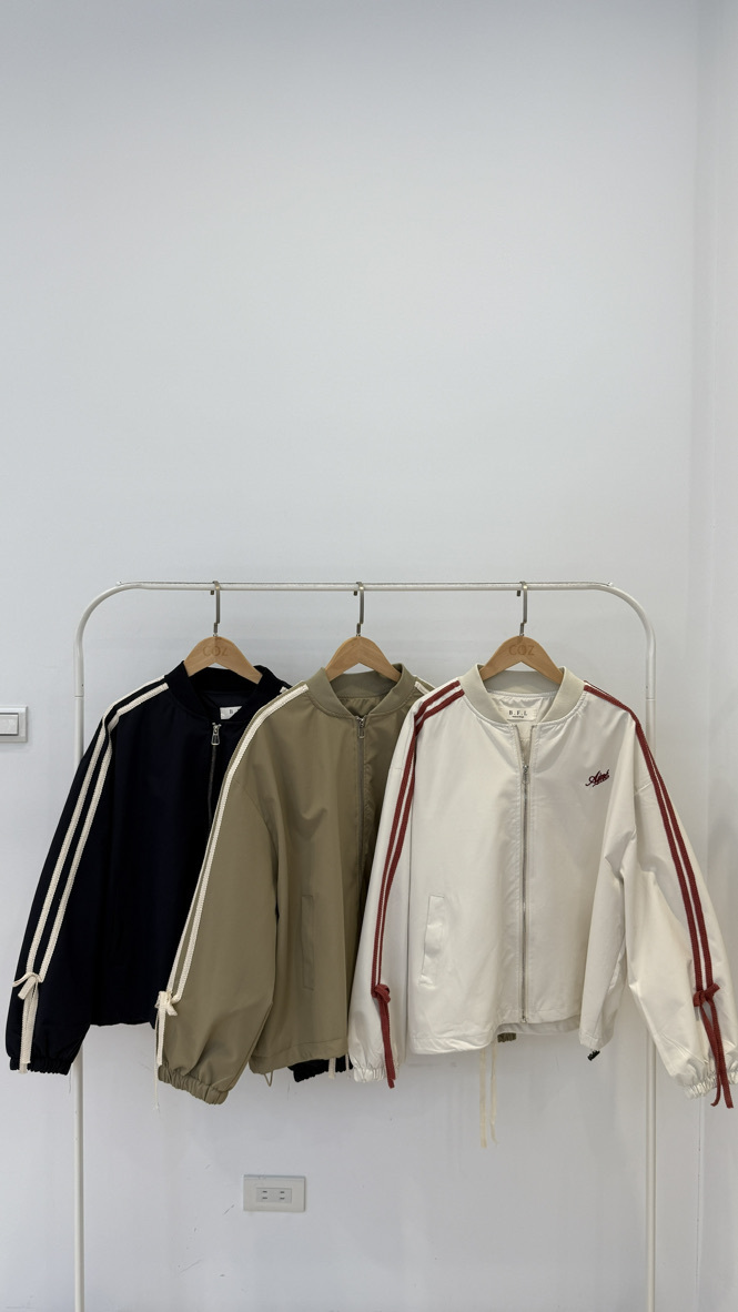 (現貨) J妮style！甜味袖綁帶౨ৎ棒球拉鍊外套 _802.2