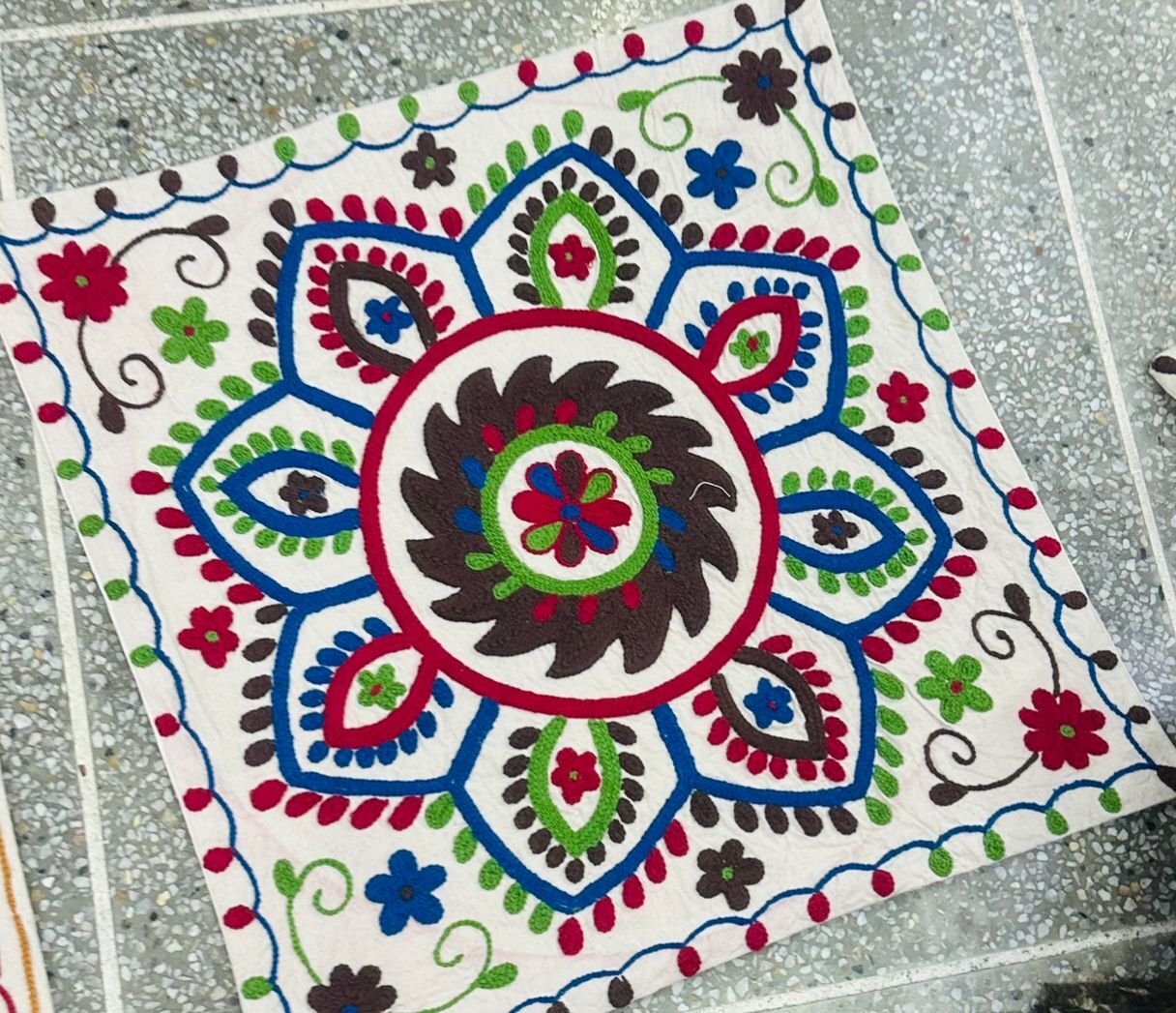 [訂貨] (印度直送 大約3-5星期) Macrame 刺繡咕𠱸套 - K165 (1027live)