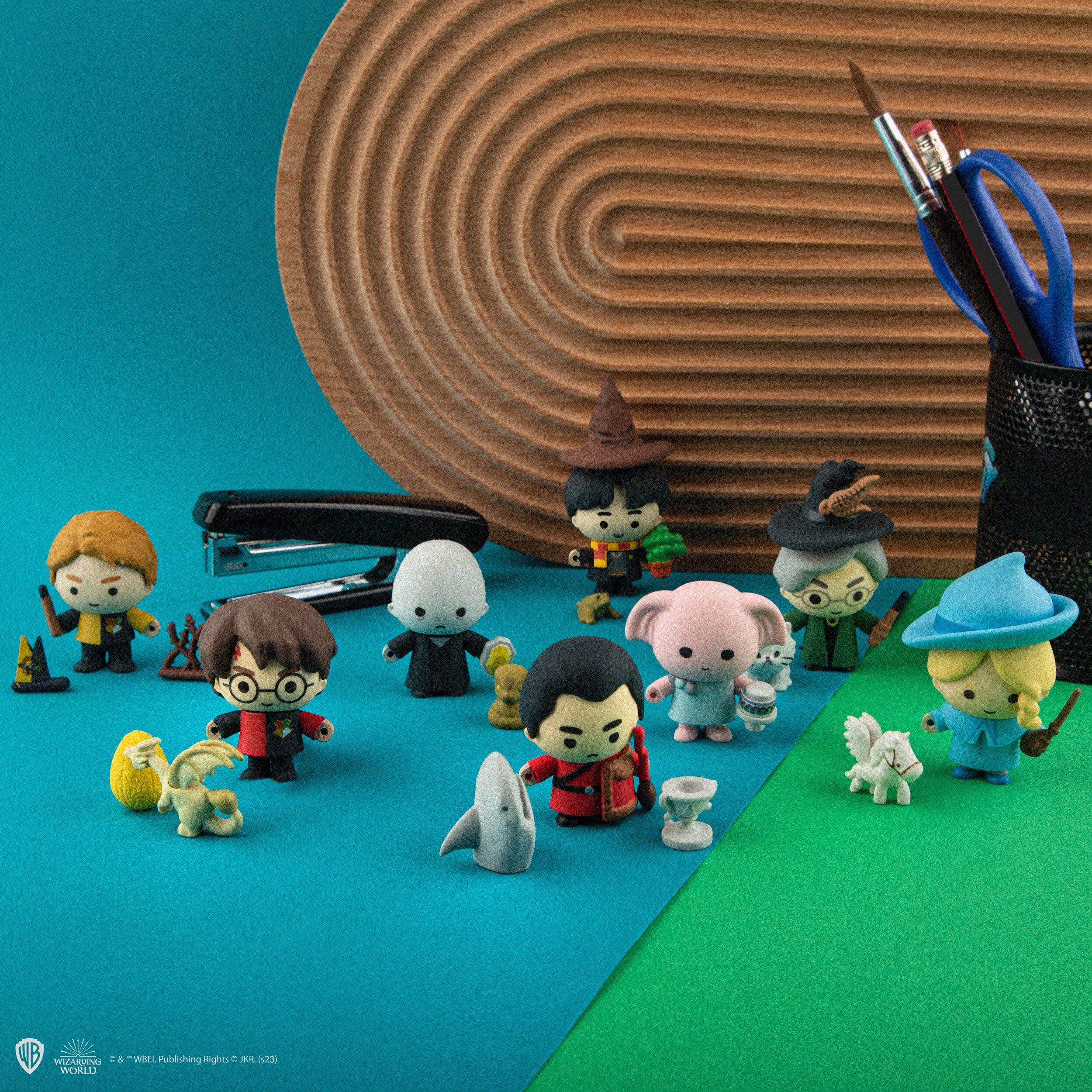 哈利波特 - 壓克力展示架＋8 款 Gomee公仔系列 2 (三強哈利, 三強西追, 多比, 麥米奈娃, 佛地魔, 奈威, 花兒, 維克多)