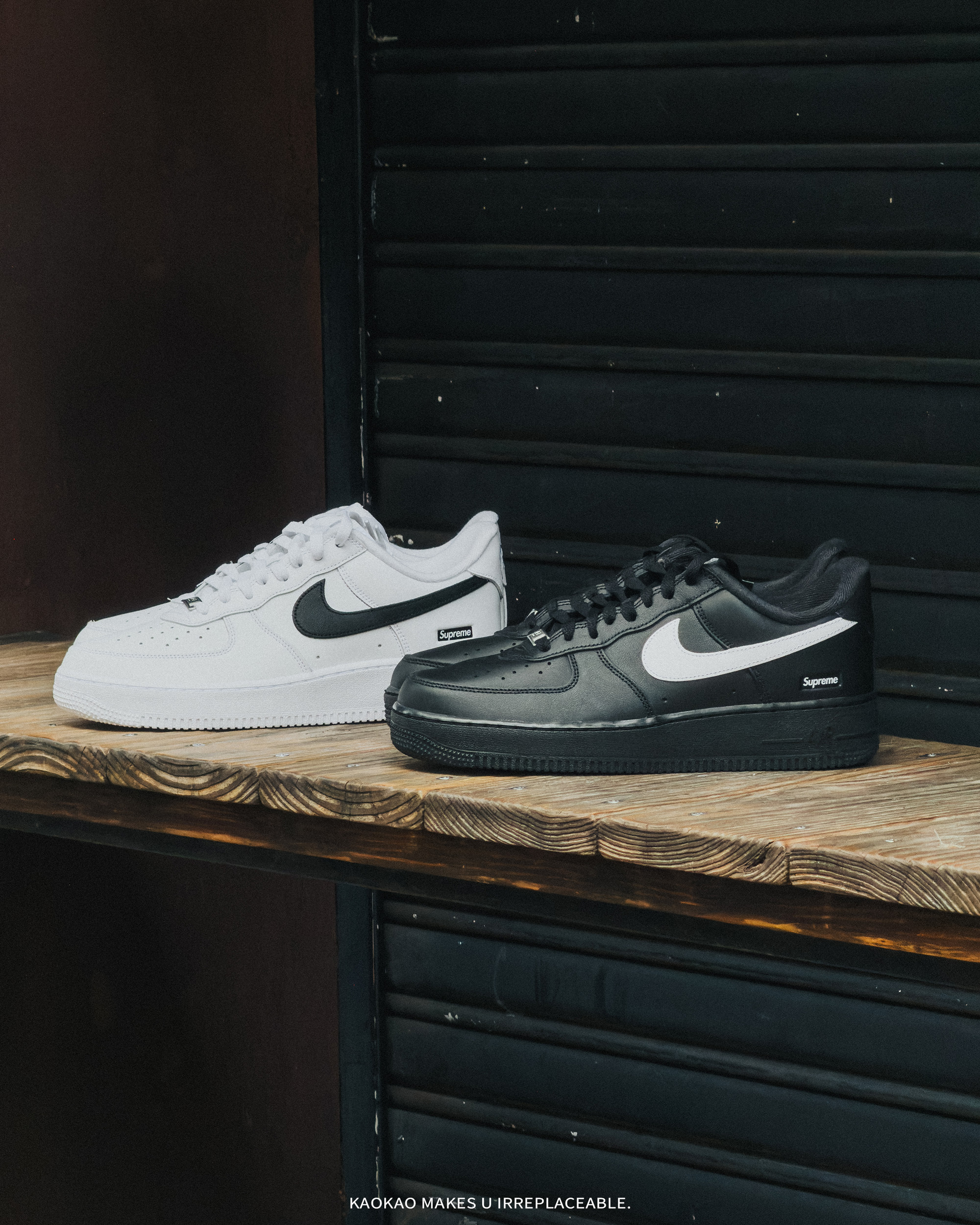 現貨Supreme x Nike Air Force 1 Low  黑白【CU9225-002 / CU9225-102】