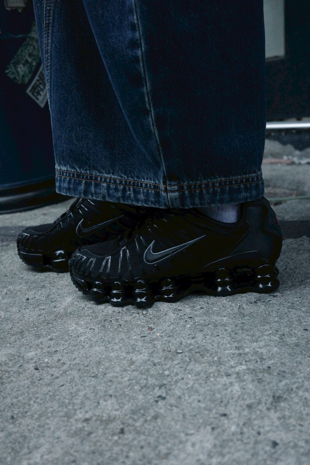 Nike Shox Tl 全黑 彈簧鞋 AR3566-002