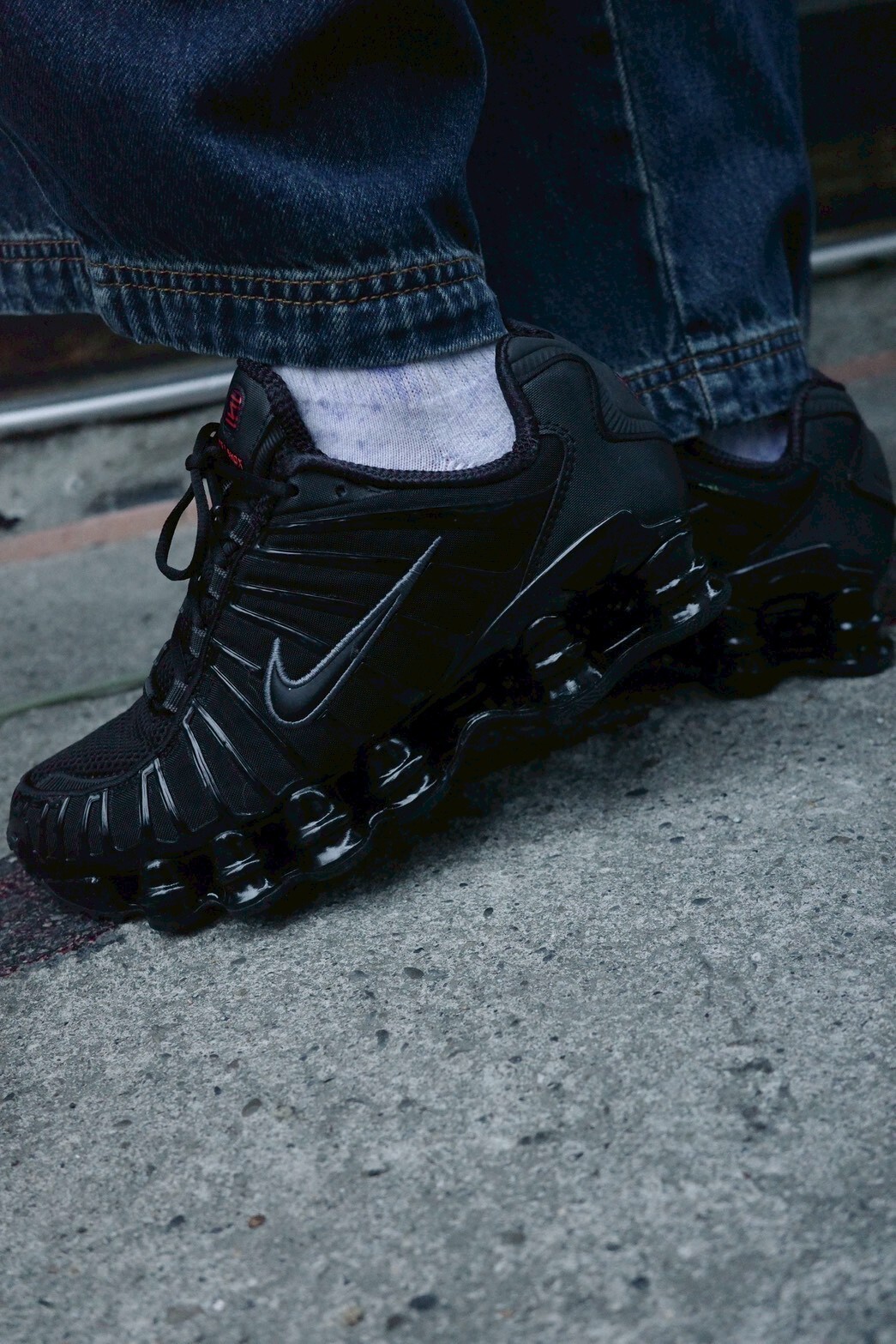 Nike Shox Tl 全黑 彈簧鞋 AR3566-002