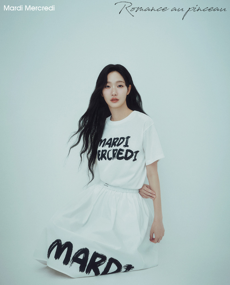 【預購】AKR102706 MARDI BRUSH LOGO 短袖上衣