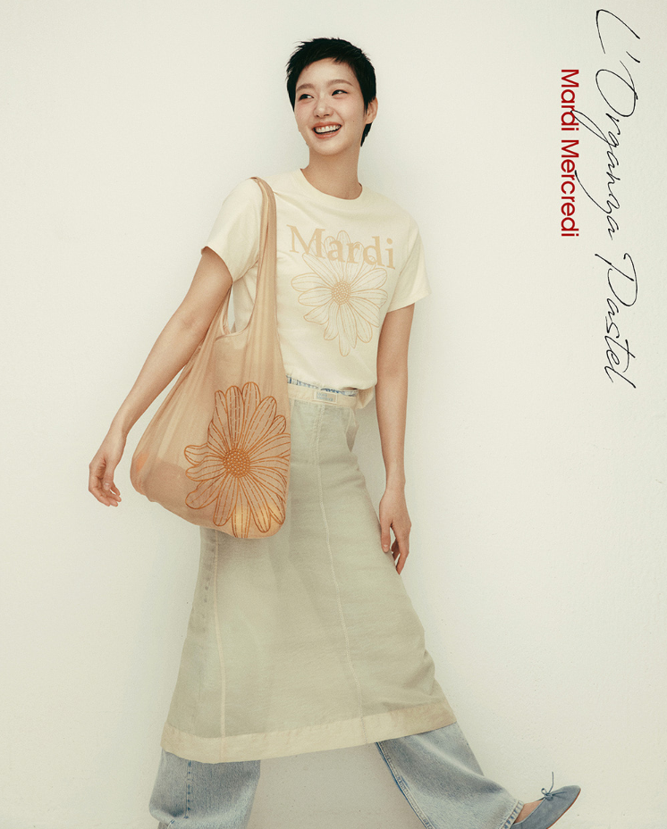 【預購】AKR102710 MARDI FLOWER SLIM 短袖上衣