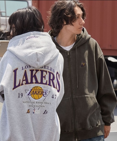 <一件就免運!!!> NBA 特別訂製 球隊標誌 背後刺繡 羊毛襯裡 雙拉鍊 連帽外套 6款