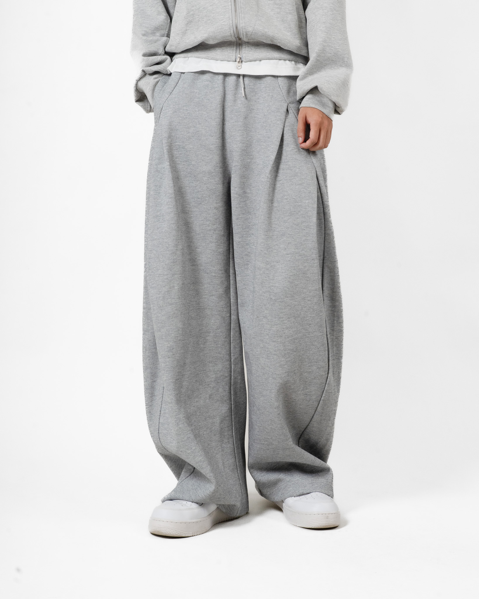 OurPick Tailored Sweat Pants 寬版摺線剪裁棉褲 2色