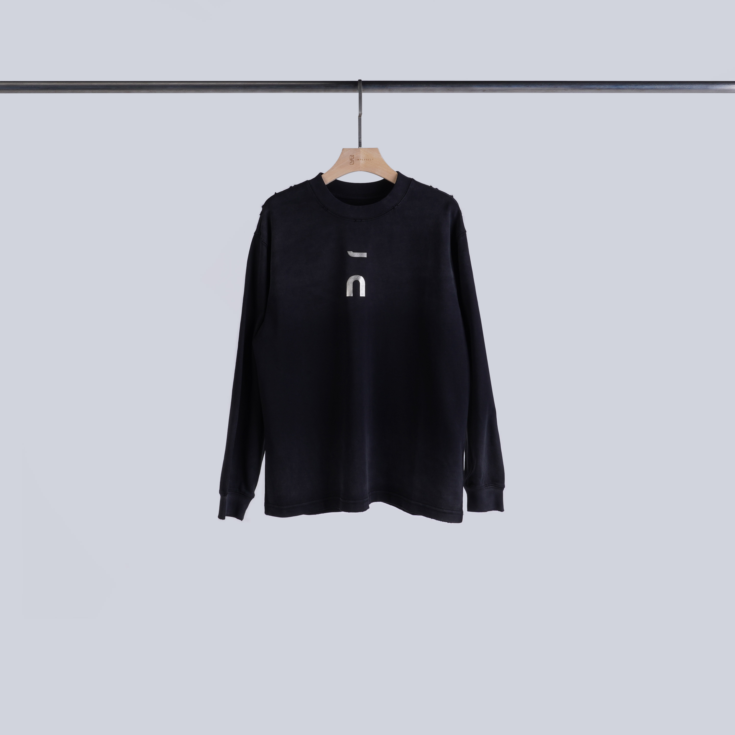 破壞感倒U刷色長袖T| M-L | 水洗黑