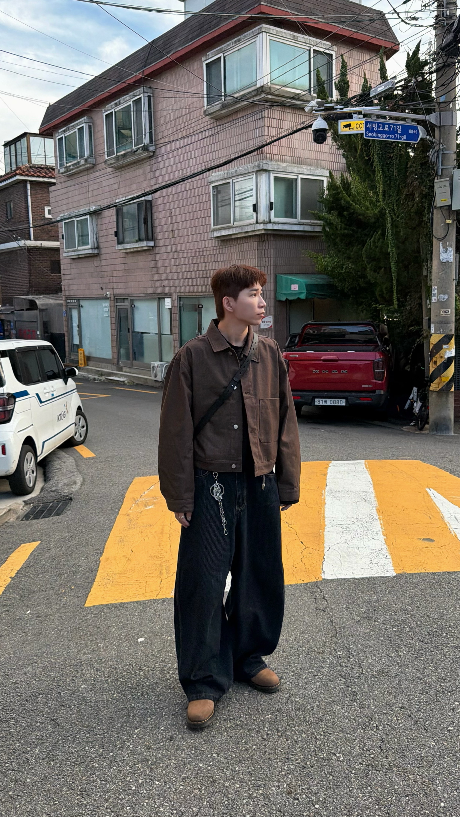 短版俐落單寧外套