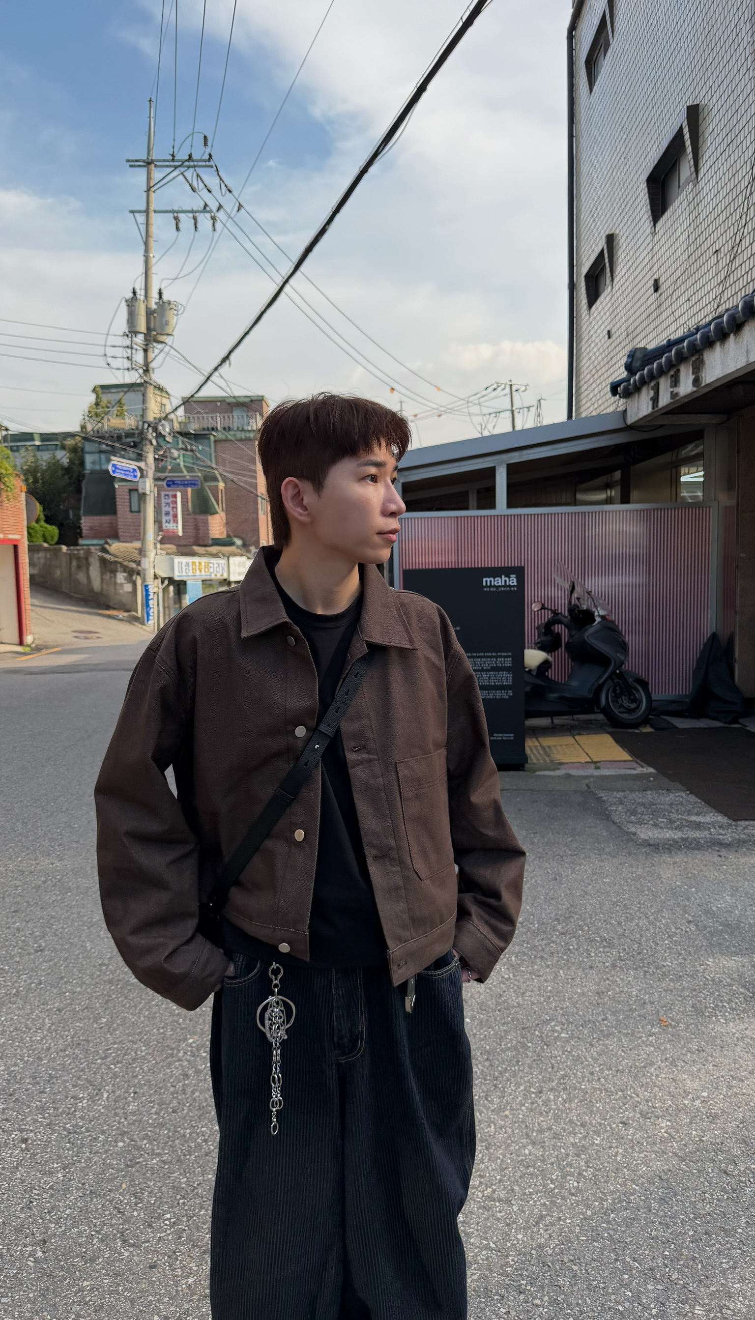 短版俐落單寧外套