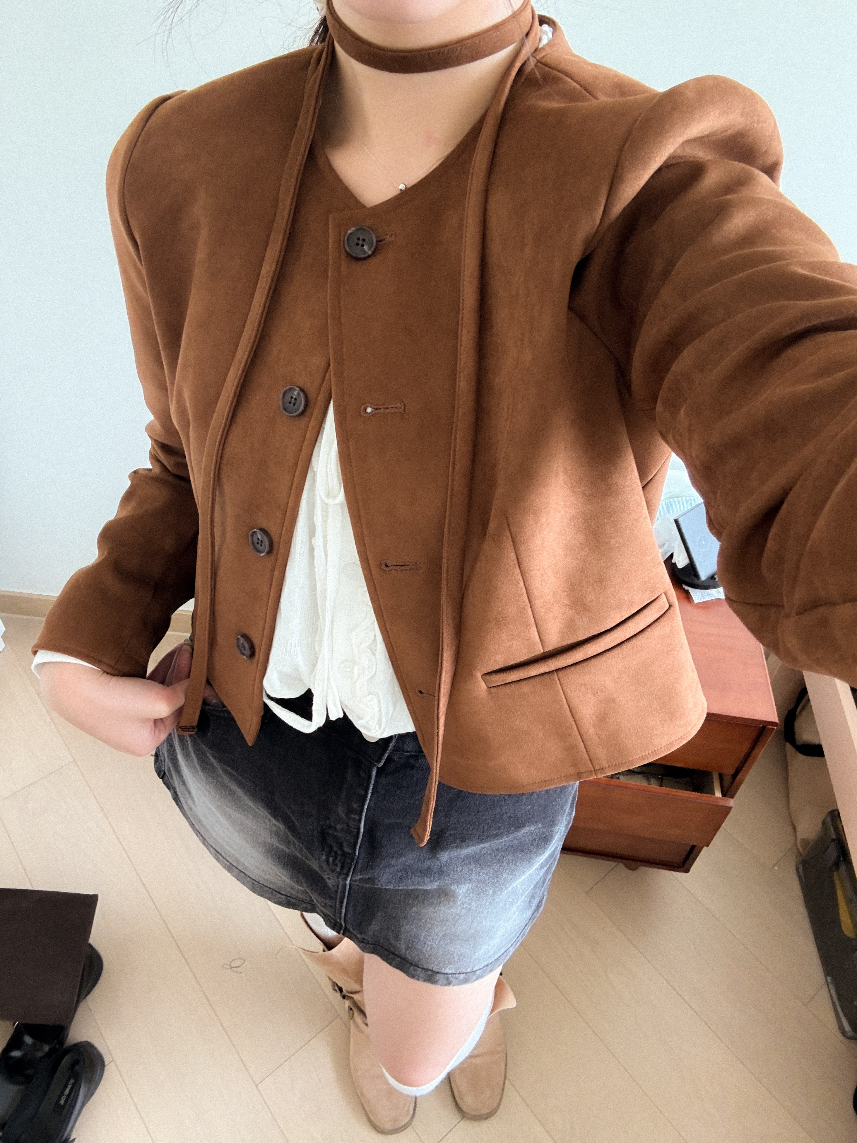 韓國onni的氣質感scarf suede outer