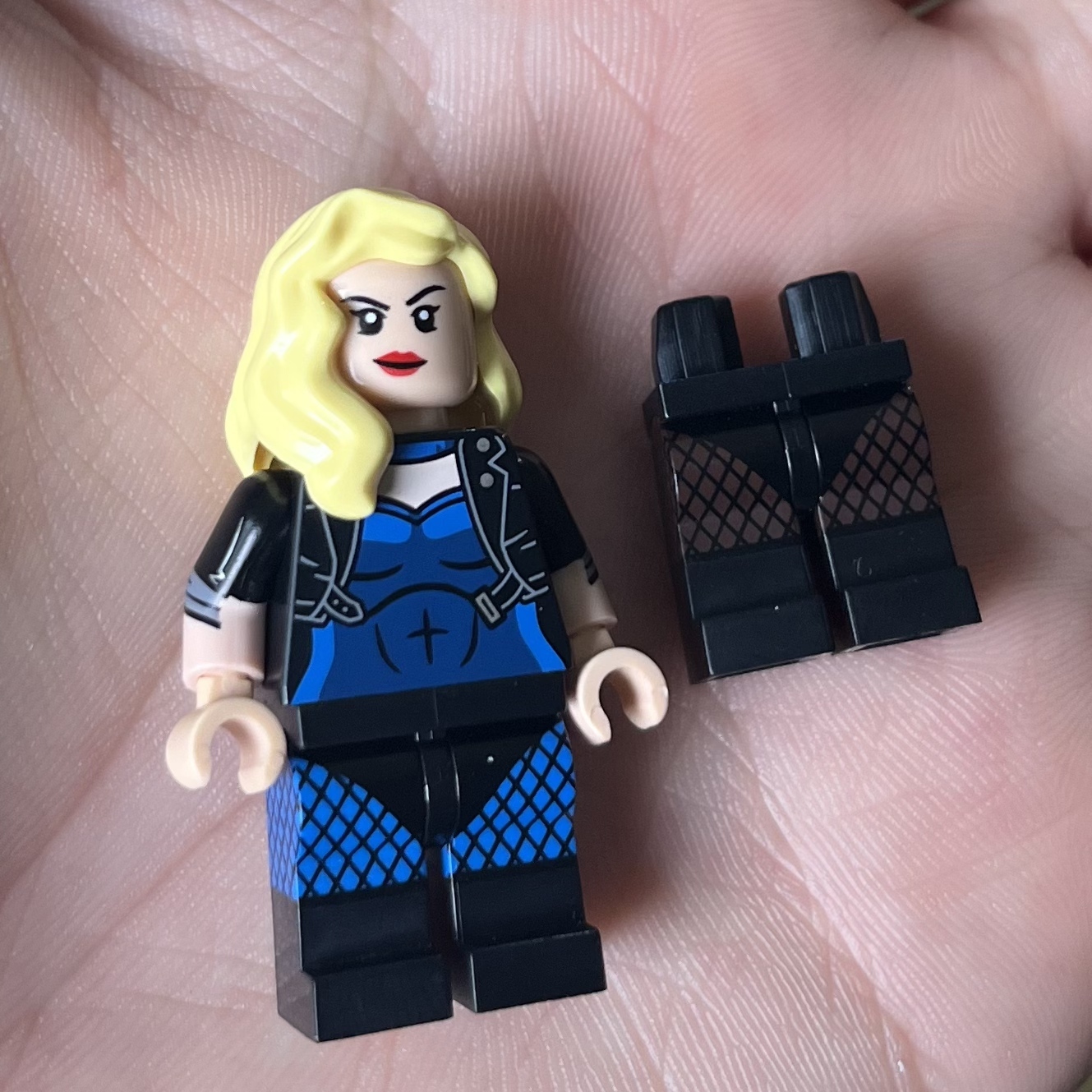 【Dazzle Brick】黑金絲雀