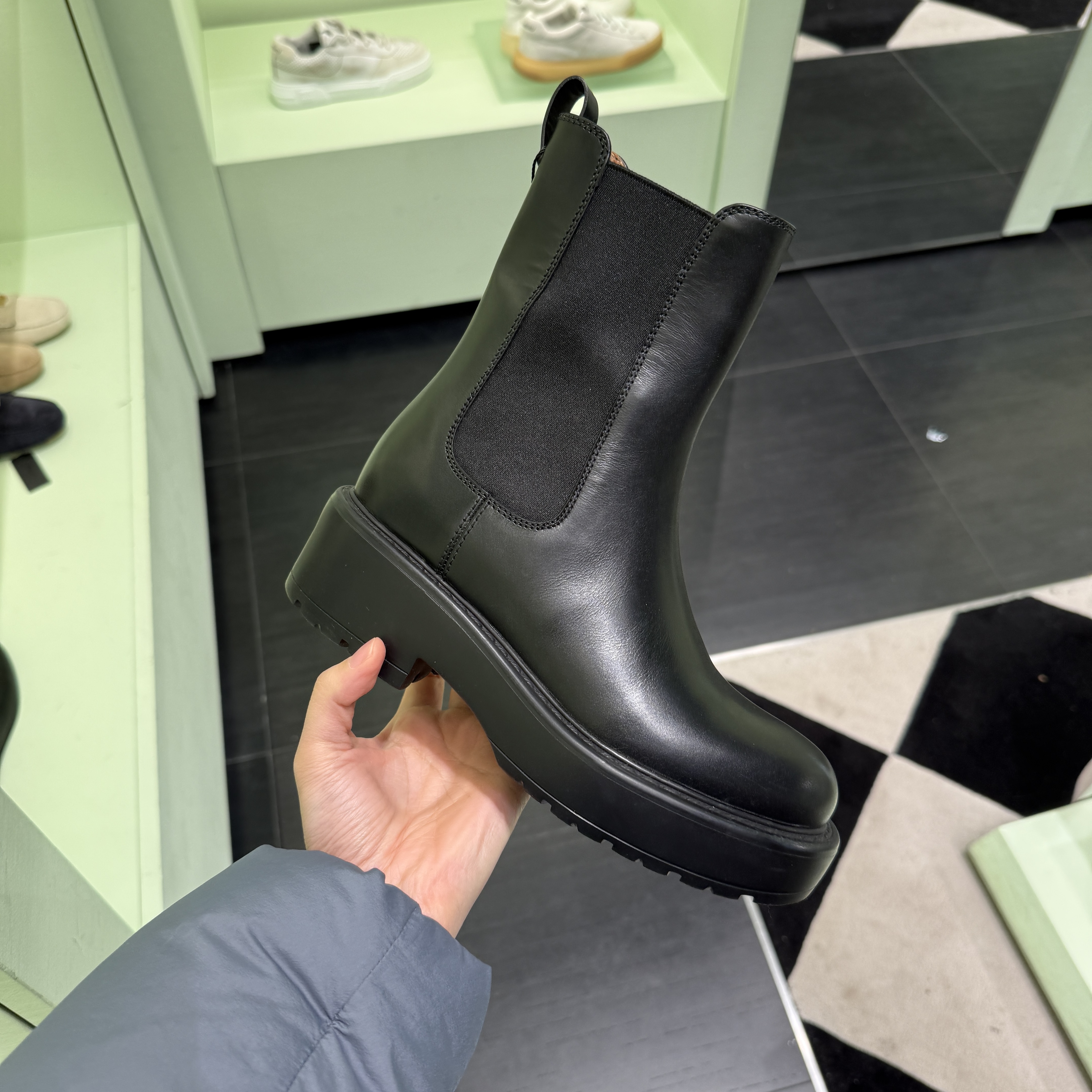 Miumiu Leather Chelsea Boots black 5U275E