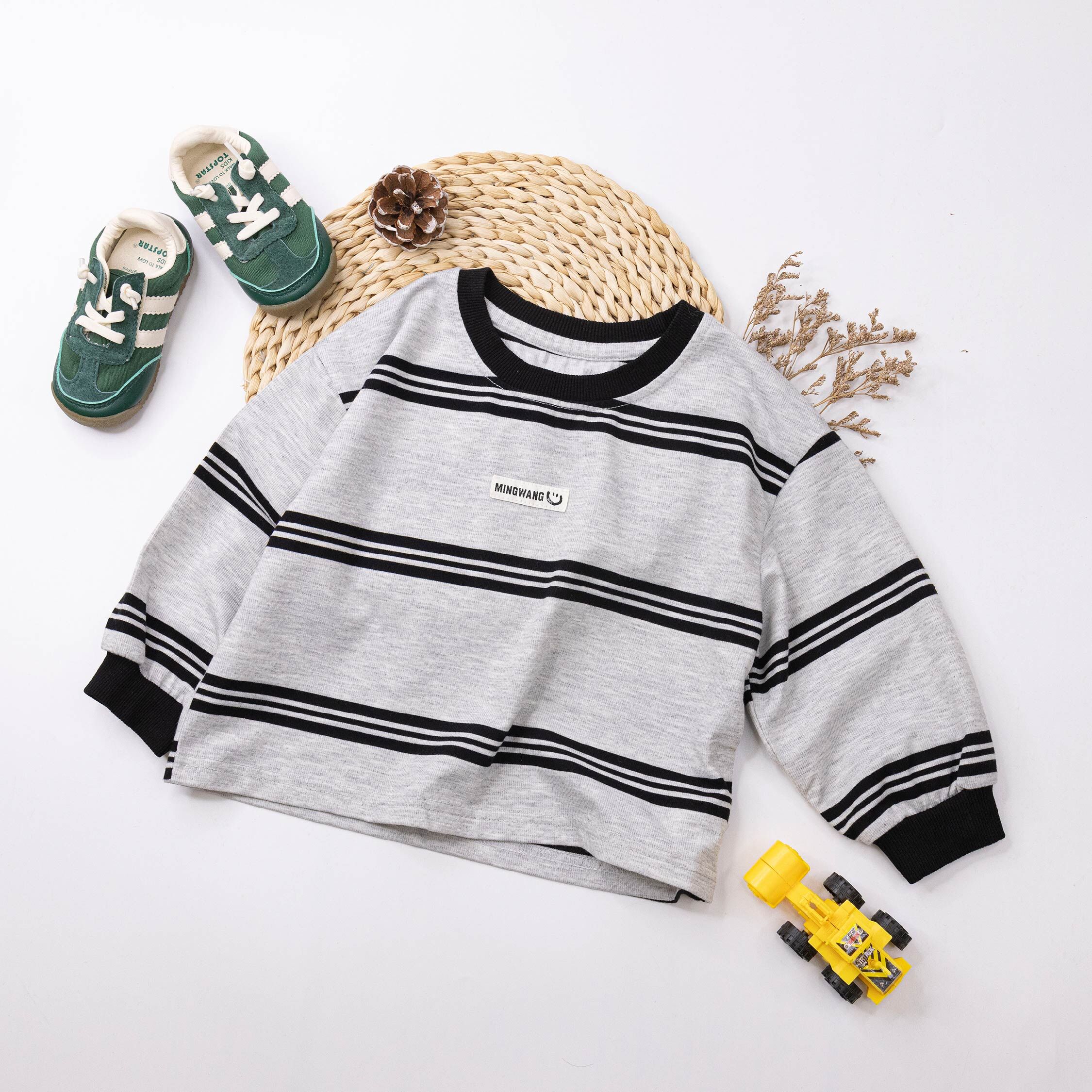 【H55660】經典百搭微笑布標上衣