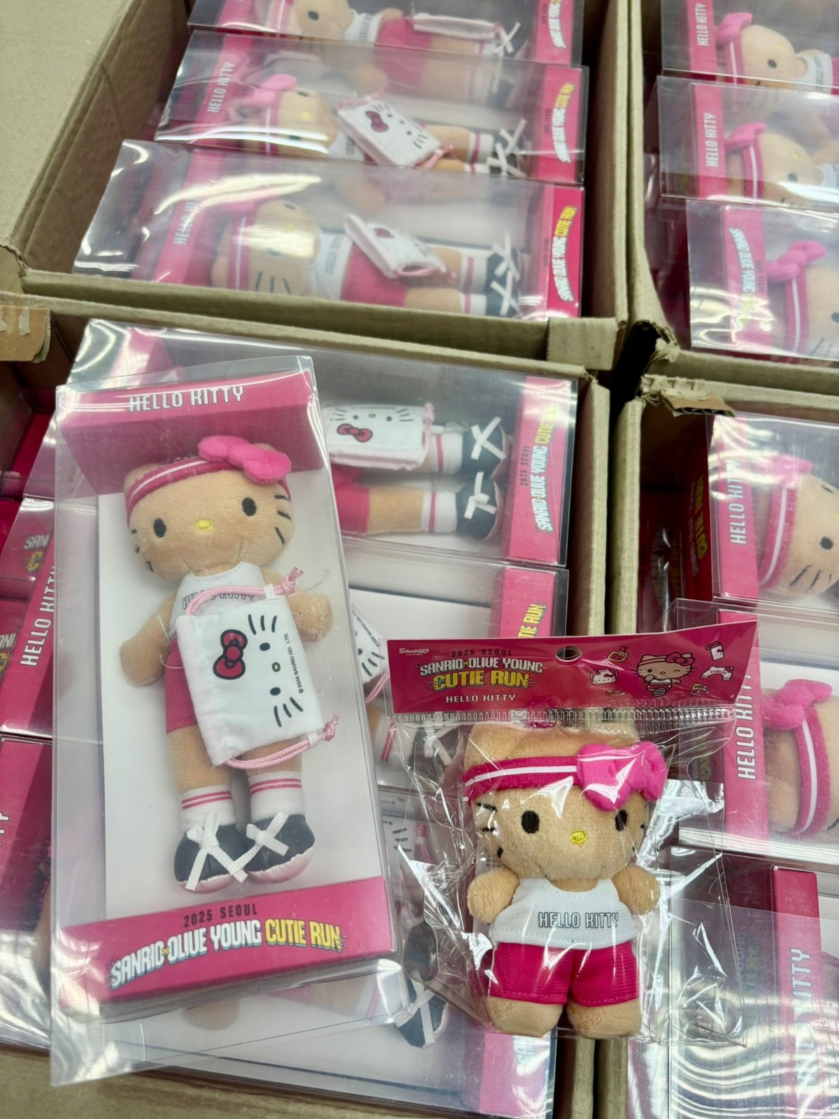 Sanrio x Olive Young「Cutie Run」系列  長腿Kitty掛飾