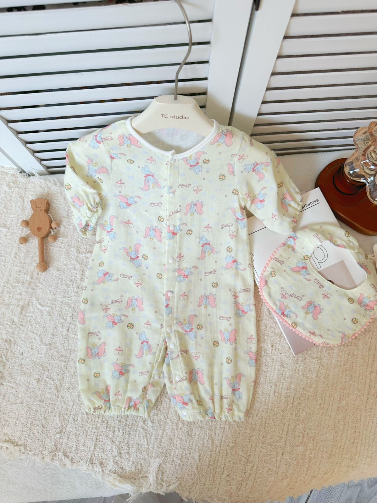 日單 Disney連體+口水巾2件套