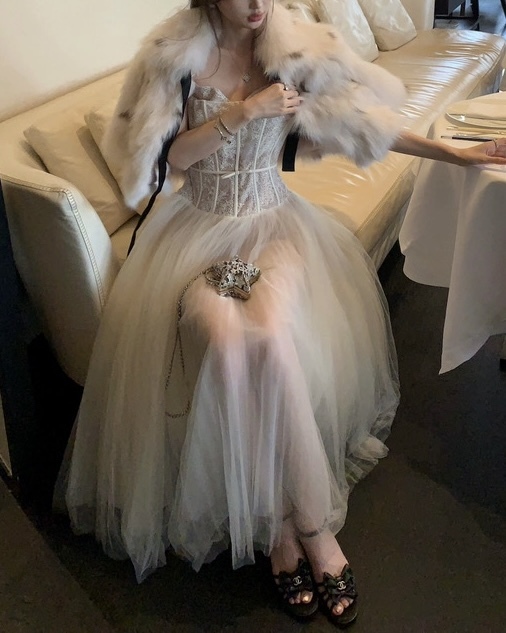 設計師家馬甲感假兩件式拼接紗長洋裝