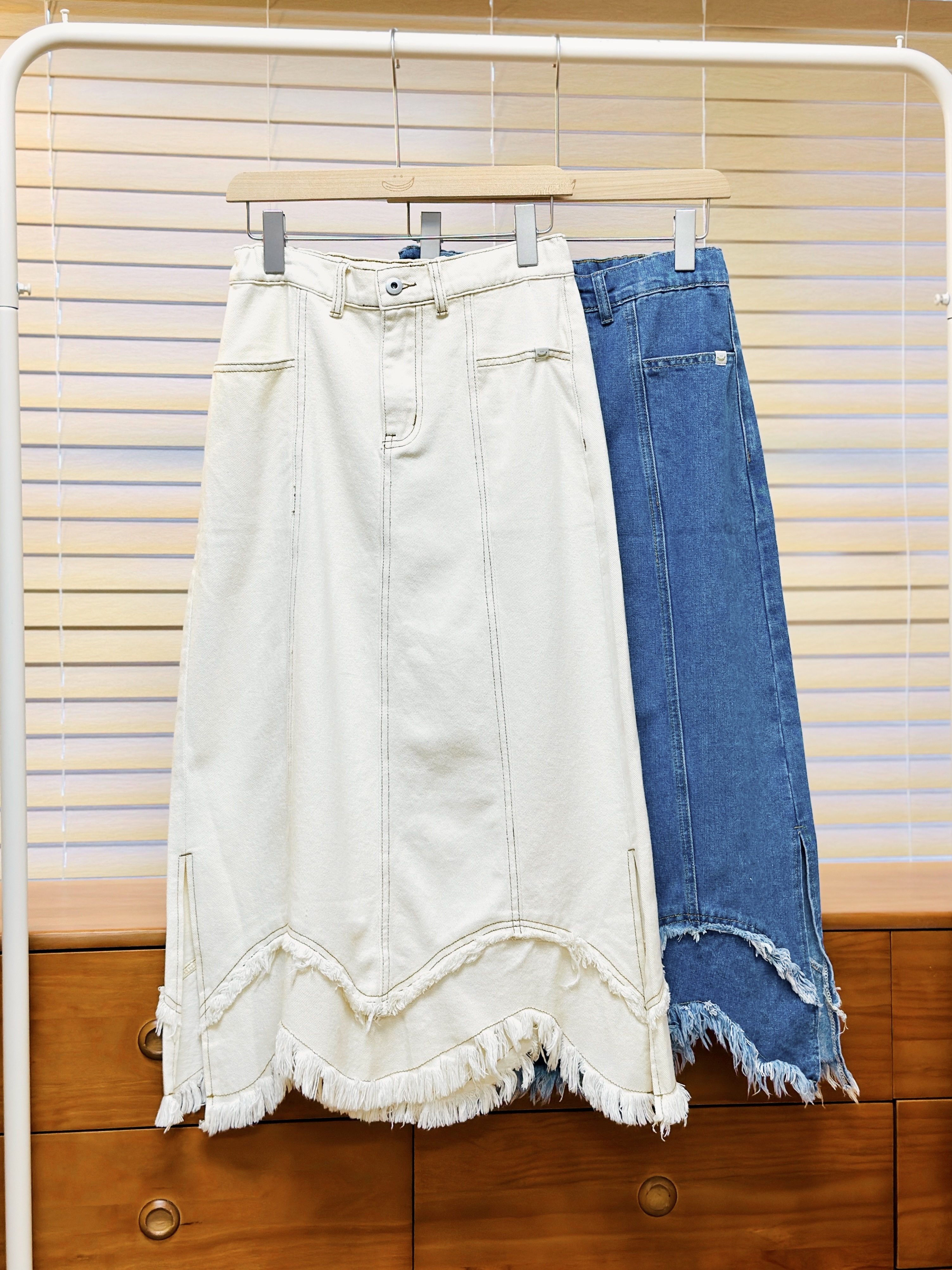 兩色 / 波浪流蘇牛仔長裙 / Wavy Fringe A-Line Denim Skirt