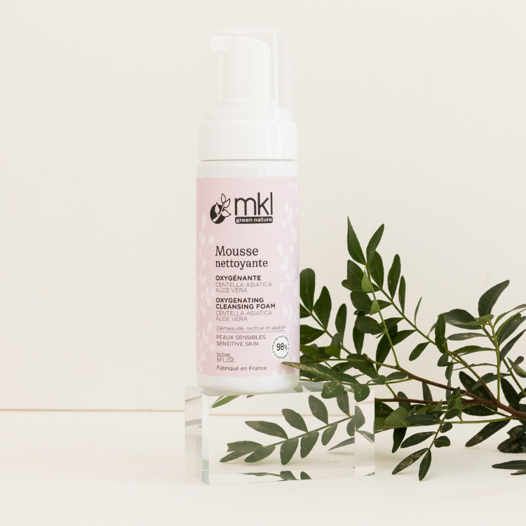 積雪草舒緩潔顏慕斯 150ml