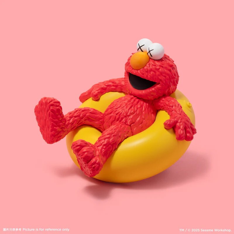 B01. Elmo Vinyl Figure 搪膠公仔 (Water Parade 2025)