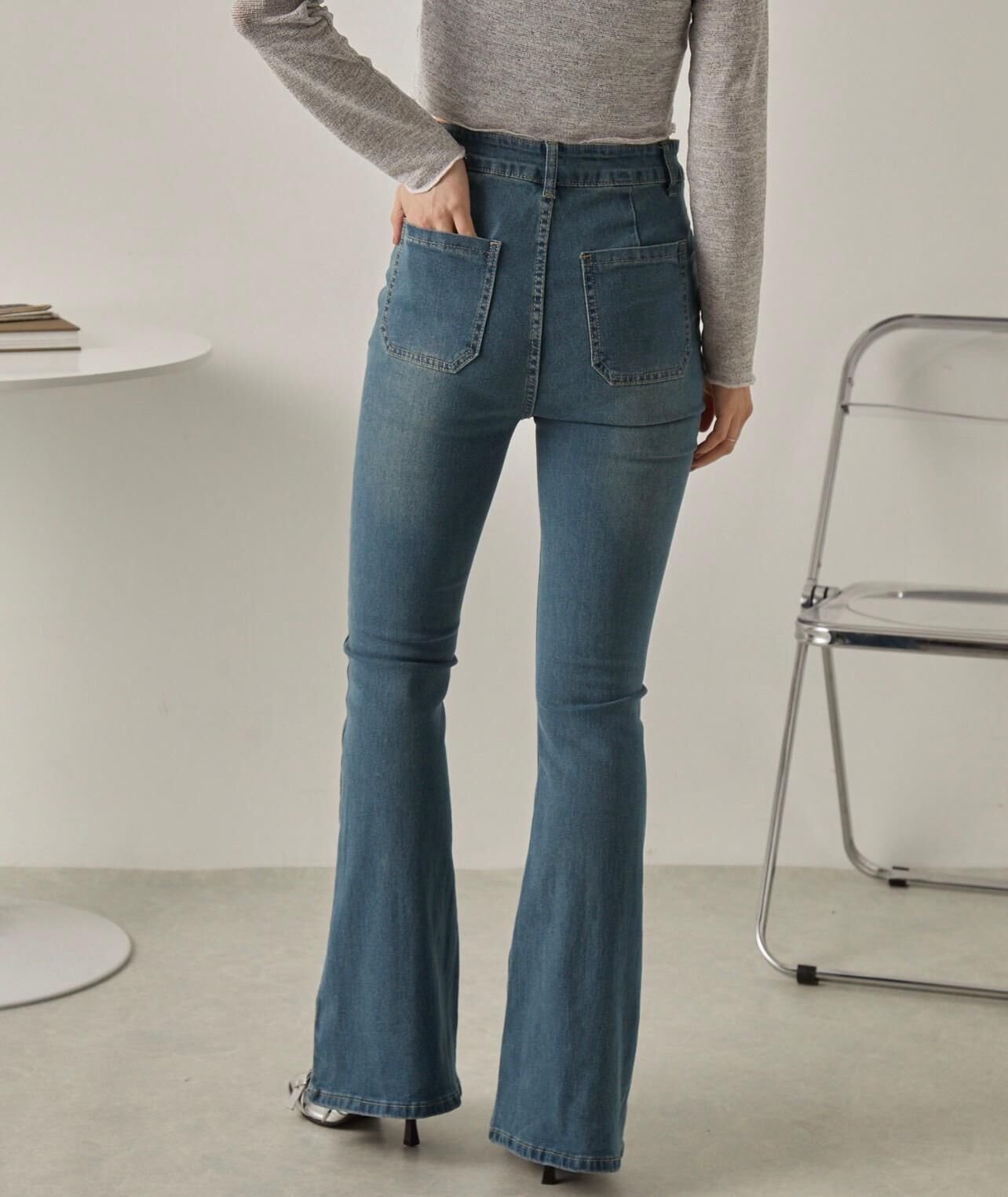 【預購】NuNuNa JN102802 高腰彈性緊身喇叭牛仔褲