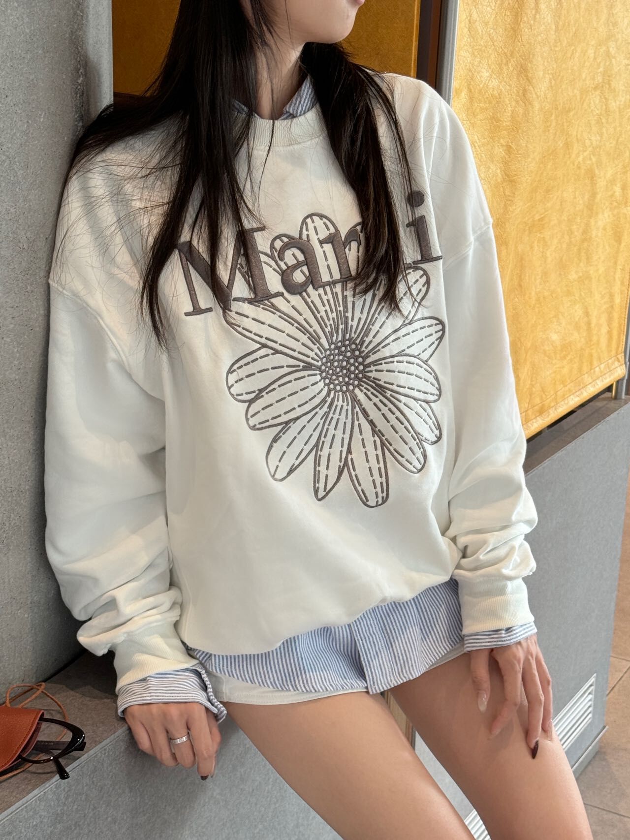 𝐌𝐚𝐫𝐝𝐢 小雛菊親子衛衣 - 刺繡款