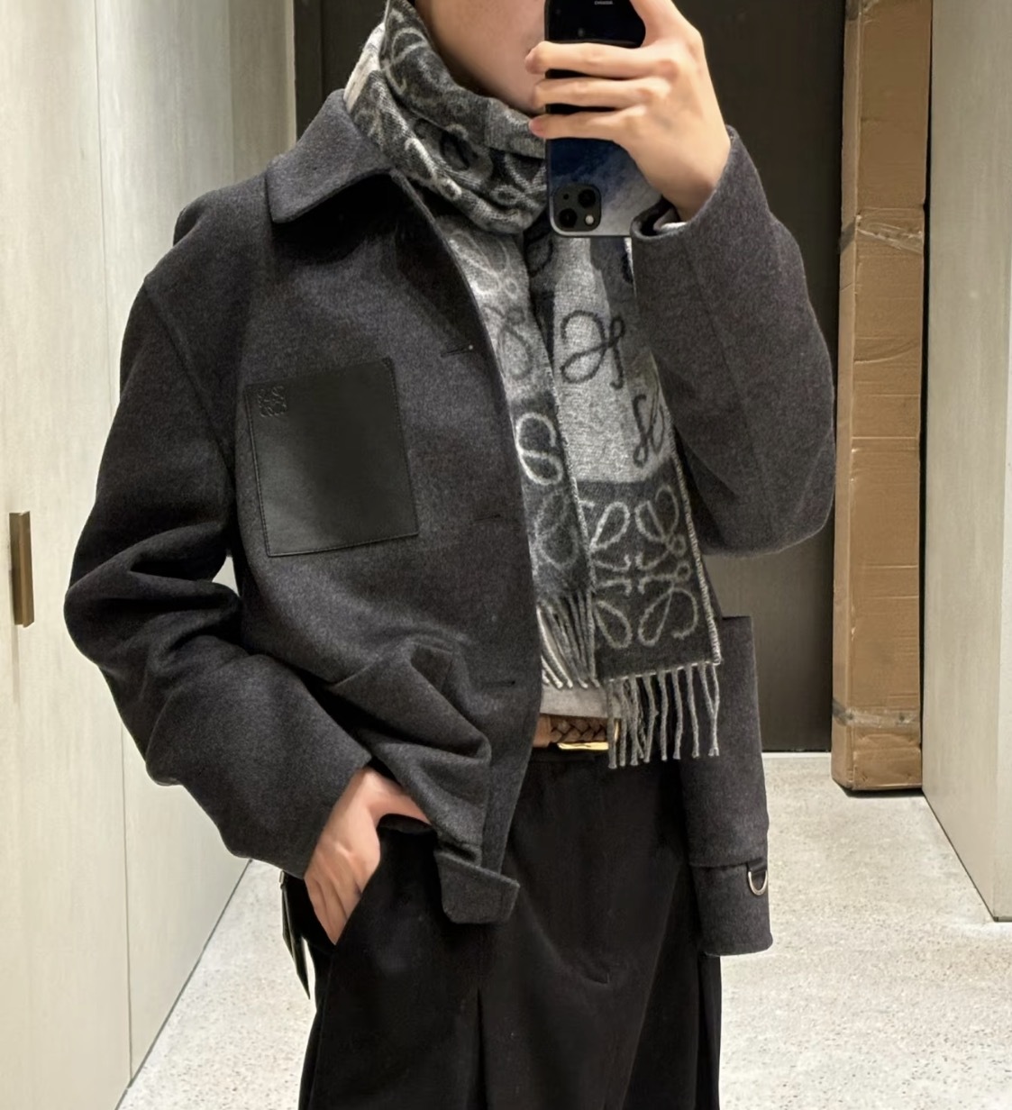 男士名牌禮物 LOEWE 頸巾