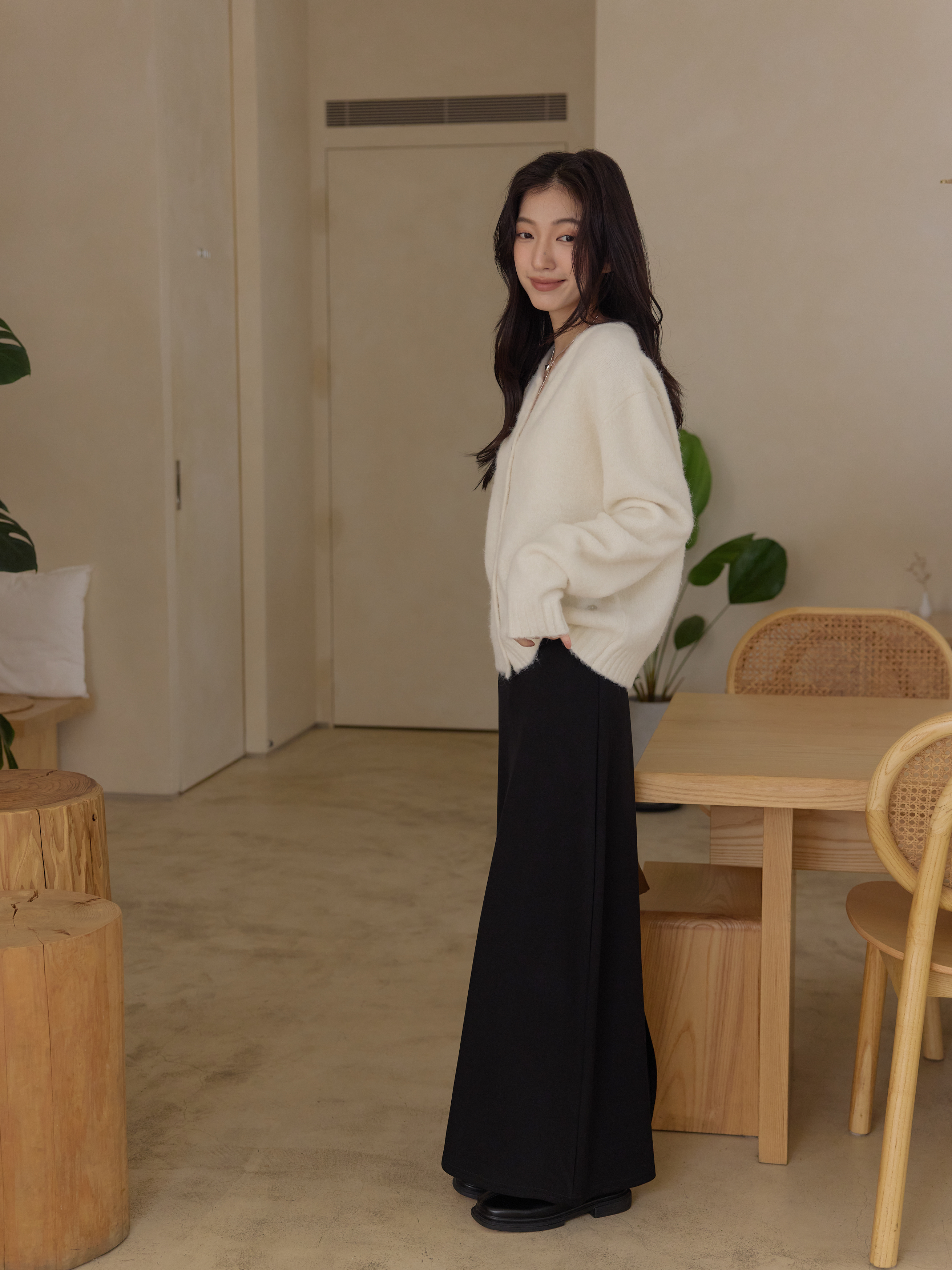 1020chu_1205.jpg 1020chu_1205.jpg