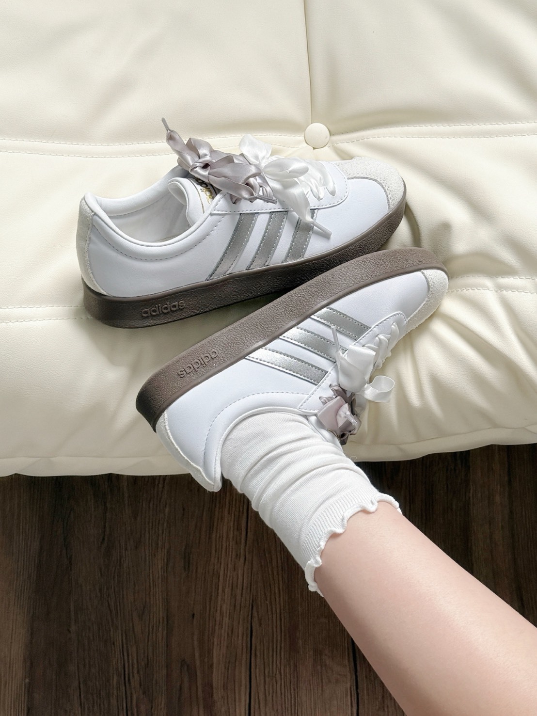 特殊訂製款 ADIDAS NEO VL COURT 2.0 泫雅靈動 月光白銀 緞帶鞋帶