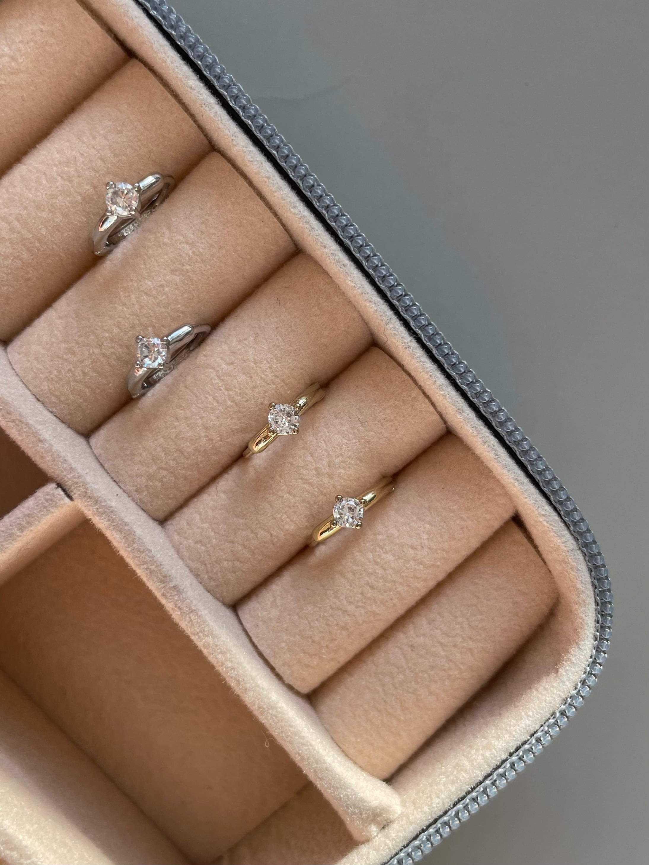 circle zirconia pierce