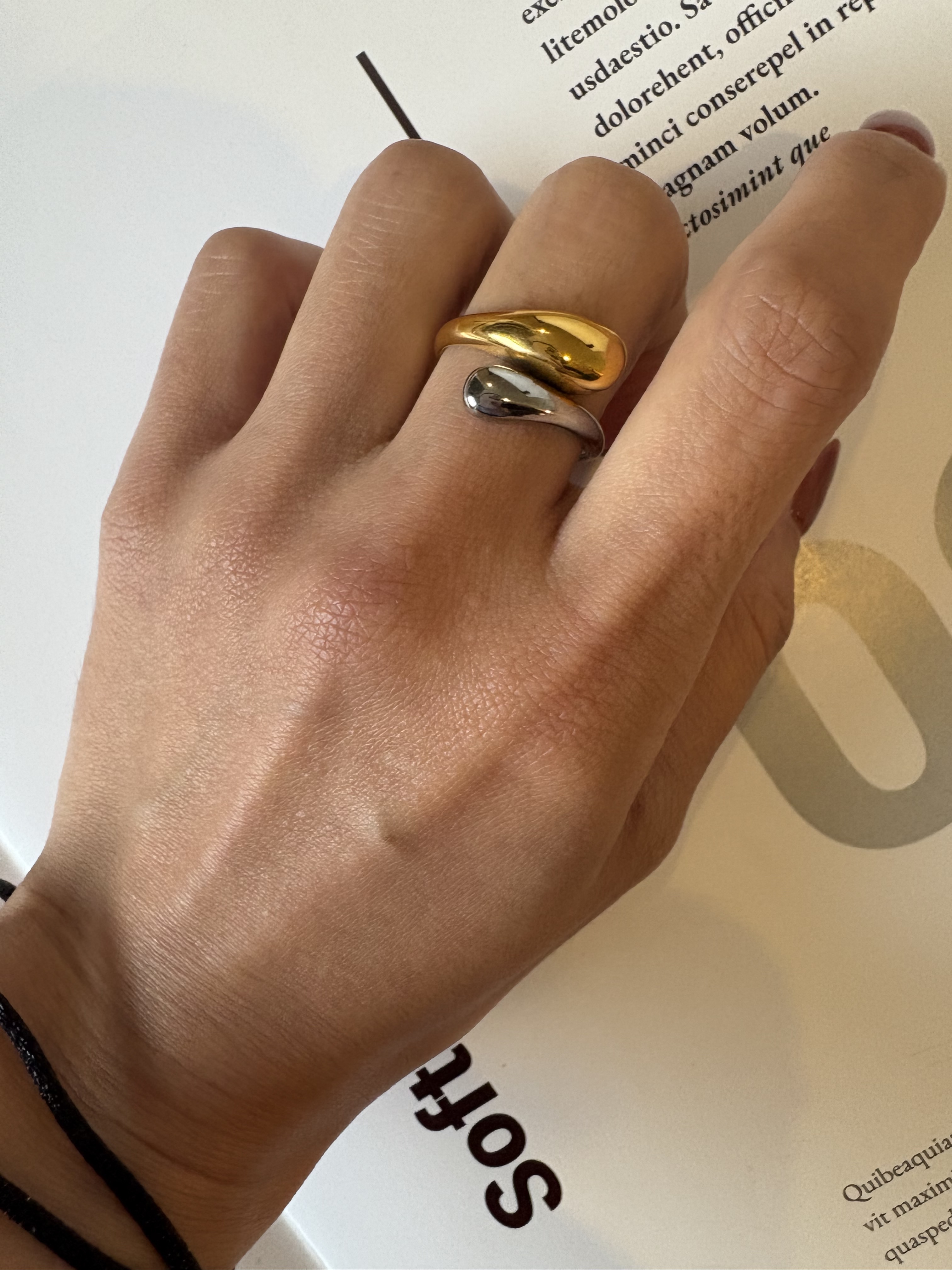bicolor drop ring