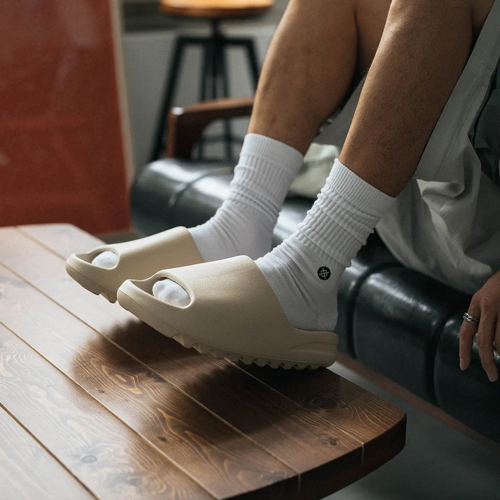 Adidas Yeezy Slide Bone 2022 骨白色 拖鞋 FZ5897