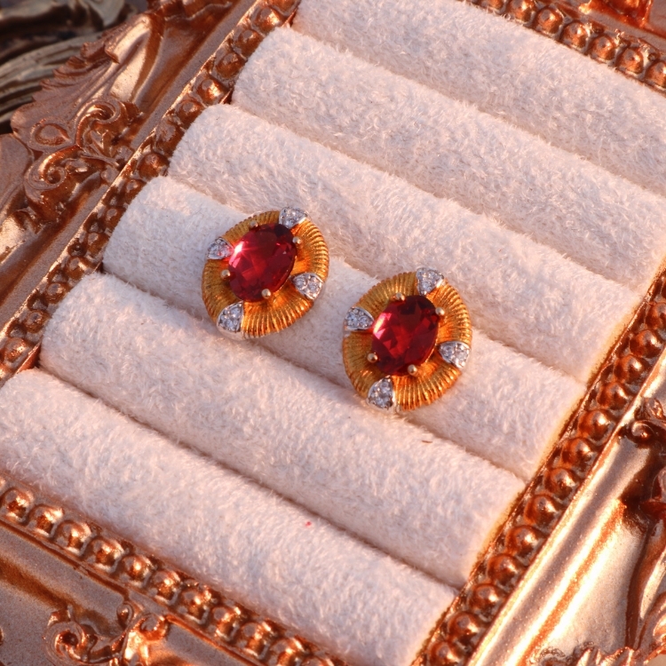 【輕珠寶・限定孤品】金銀雙色 放射刻紋 紫紅石榴石 純銀 針式耳環