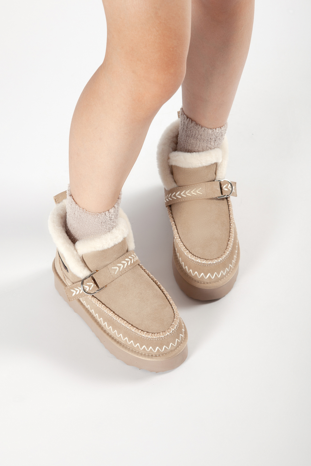 P Stitch 手縫溫暖毛靴